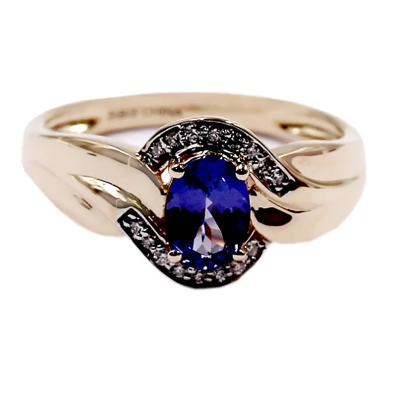 14KT Yellow Gold Tanzanite and Diamond Ring