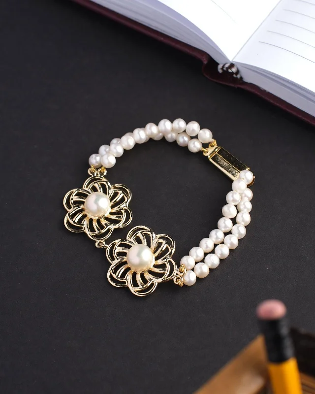 Delicate Floral Pearl Bracelet