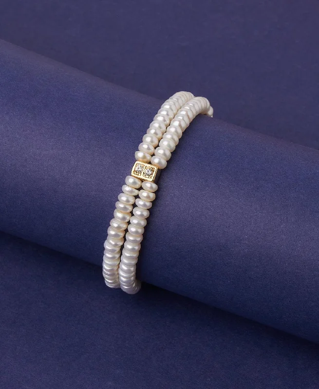 Elegant and classy Pearl Bracelet