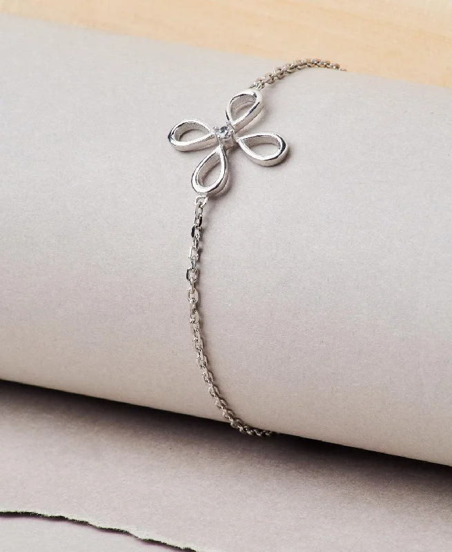 Fashionable Floral Stone Studded Silver Bracelet.