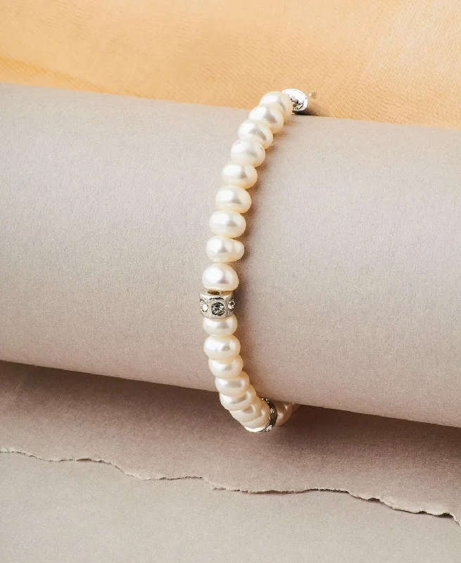 Fashionable Stone Studded Ring Pearl Bracelet