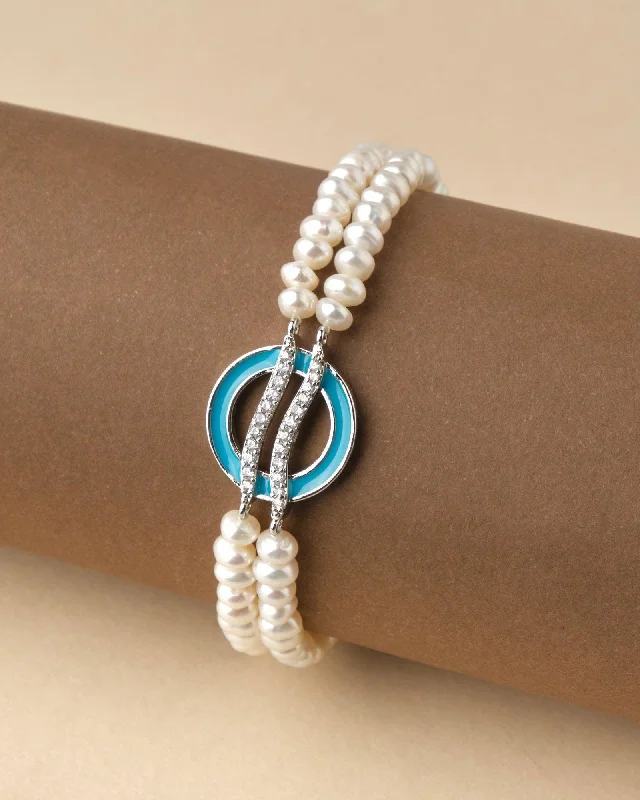 Pretty Pearl Bracelet