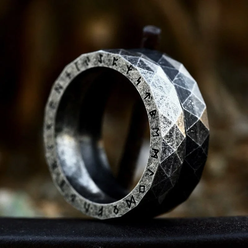 Men's Punk Rhombus Letter Ring